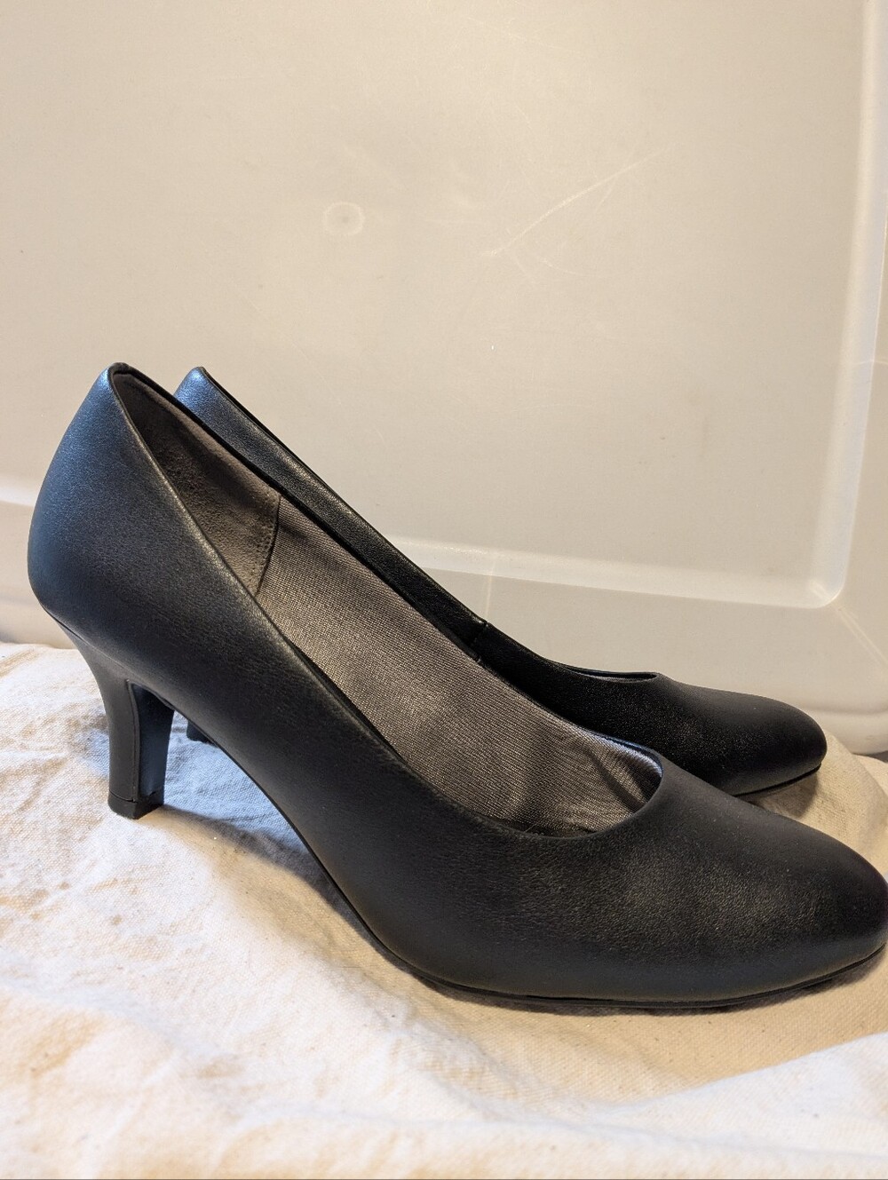 Life Stride Black Women's Pump Heel